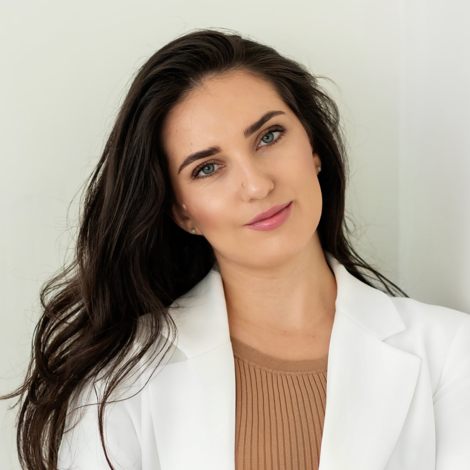 Юлия Поленова